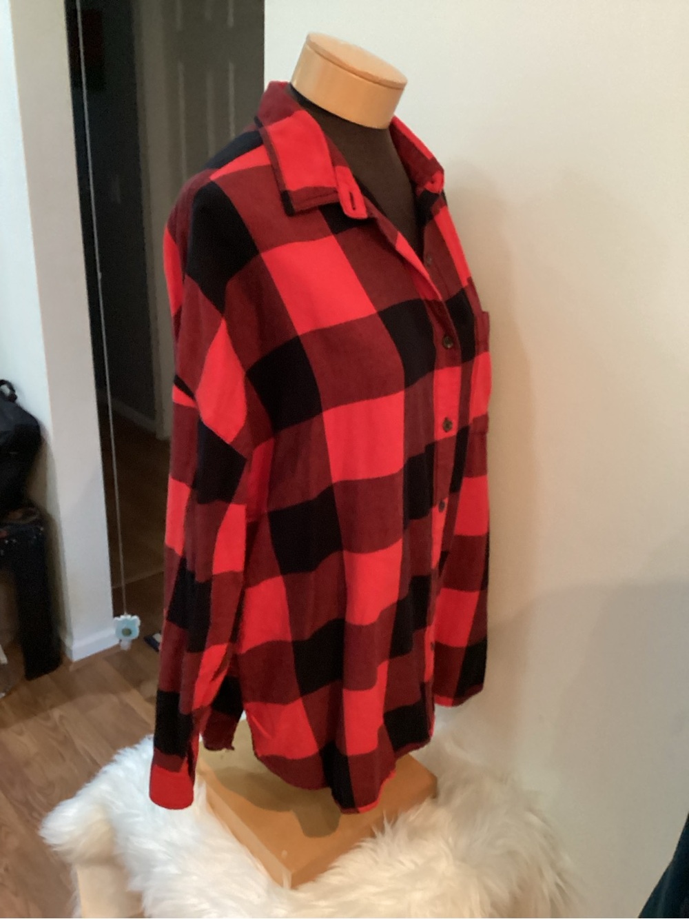 Old Navy Red & Black Buffalo Plaid Boyfriend Shirt XL Oversized Flannel - Picture 5 of 11